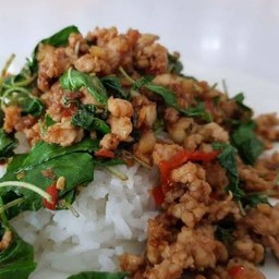 ข้าวกระเพราหมู