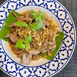 หมูกระเทียมพริกไทย