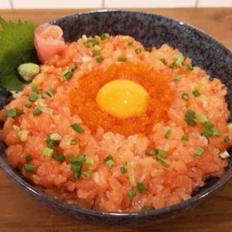 แซลมอนทาทาเระด้ง.