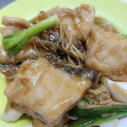 เนื้อปลาผัดขิง
