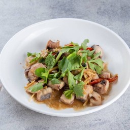 เนื้อปลาอินทรีย์ผัดคึ่นฉ่าย