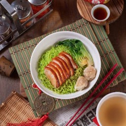 6 บะหมี่ไข่หรือบะหมี่หยก เกี้ยวกุ้ง เป็ดย่างฮ่องกง