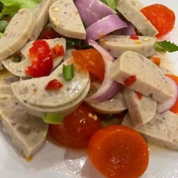 ยำหมูยอไข่แดง