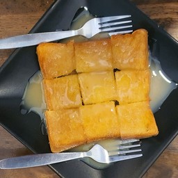 ขนมปังเนยนม