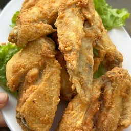 ปีกไก่ทอด