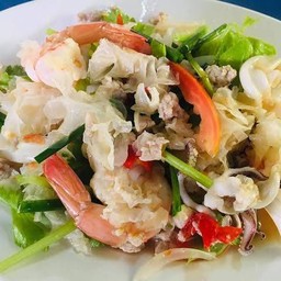 ยำรวมเห็ดทะเล