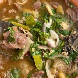 ต้มแซ่บเนื้อน่องลาย+เครื่องใน