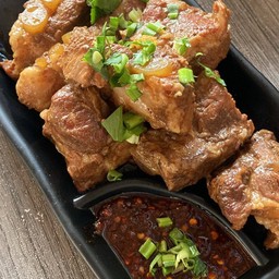 ซี่โครงหมูตุ๋น&น้ำจิ๋มแซ่บๆ