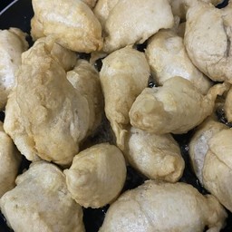 ลูกชิ้นปลาระเบิดทอด