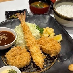 ชุดเซ็ต A (หมูน้อย กุ้ง มันฝรั่ง) Mixed Fried A Set