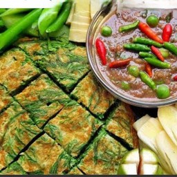 น้ำพริกกะปิ+ไข่ทอดชะอม