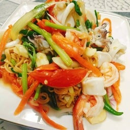 ชมน้ำทะเลซีฟู้ด เข้ามาข้างใน ส.น พระโขนง แฟลตตำรวจตึก4 สีชมพู 2007/43 ถ.สุขุมวิท แขวง.พระโขนงเหนือ เ อ่อนนุช สุขุมวิท