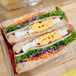 แซนวิช แฮม + ไข่ดาว