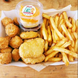 Set A เฟรนช์ฟรายส์, นักเก็ตไก่, ไก่ป๊อบ