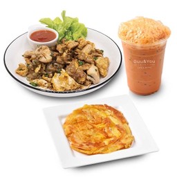 ก๋วยเตี๋ยวคั่วไก่+ชาชักเย็น+โรตีธรรมดานม (จากราคาปกติ 183 บาท)