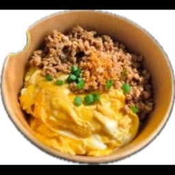 ข้าวไข่ข้นเนื้อแองกัสผัดกระเทียมพริกไทยดำ