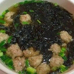 ต้มจืดสาหร่ายหมูสับ