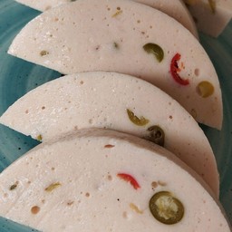 โบโลน่าไก่ใส่พริกนึ่ง (ไก่ยอนึ่ง)