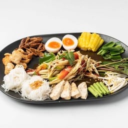 ตำยกถาดลานนัว