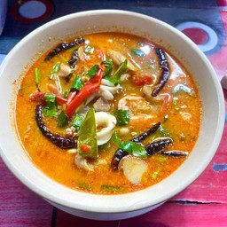 ต้มยำรวมมิตรน้ำข้นเป็นกับข้าว