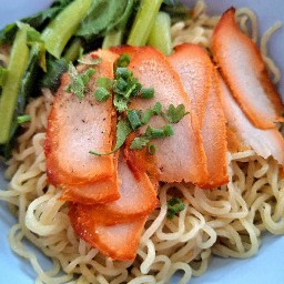 ชายสี่บะหมี่เกี๊ยว(ติด7/11พรประภานิมิตร26)