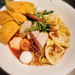 บะหมี่เกี๊ยวเย็นตาโฟ