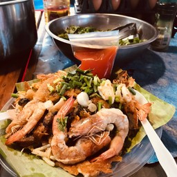 หอยทอดทะเลรวมมิตร พิเศษ