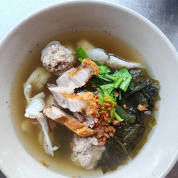 ตือฮวนเกี่ยมฉ่าย (จัมโบ้)