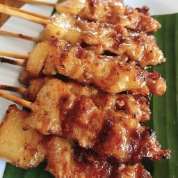 หมูปิ้ง-ไก่ปิ้ง By.อิว