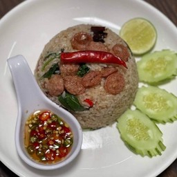 ข้าวผัดแหนม