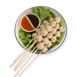 ลูกชิ้นหมูทอด แบบเสียบไม้