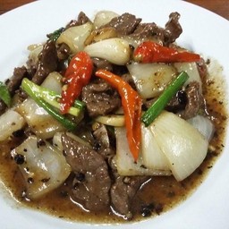 เนื้อผัดพริกไทยดำ