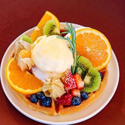 มิกซ์ฟรุ๊ต วอฟเฟิล