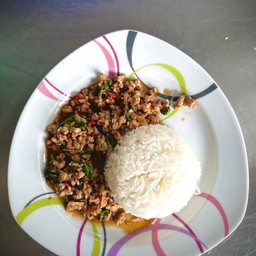 ข้าวกล่องผัดกระเพราหมู