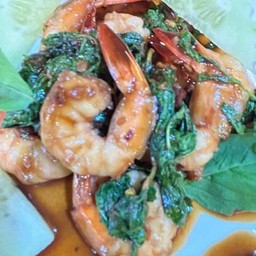 กระเพรา กุ้ง กับข้าว