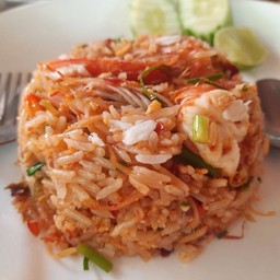 ข้าวผัดต้มยำ