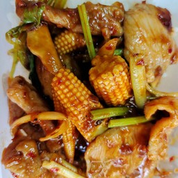 ผัดพริกเผาราดข้าว