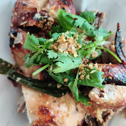 ไก่ย่างครึ่งตัว