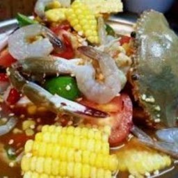 ตำข้าวโพด ปูม้า, กุ้งสด