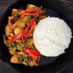 ข้าวผัดเผ็ด