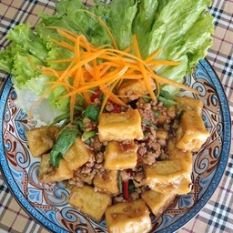 ข้าวเต้าหู้หมูสับทางเครื่อง