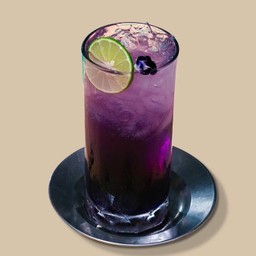 น้ำอัญชันมะนาว  -  Iced Butterfly Pea Lime Juice