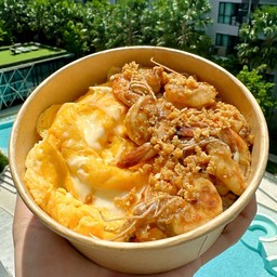 ข้าวกุ้งกระเทียม