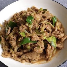 แกงเผ็ดหมู