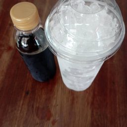 น้ำโอเลี้ยง