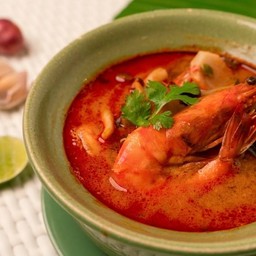 ต้มยำกุ้งเดอะลีฟ
