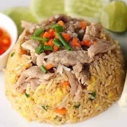 ข้าวผัดหมู