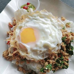 มากินนี่.ที่บ้านทิพย์ (Makinnee.Teebaanthip)