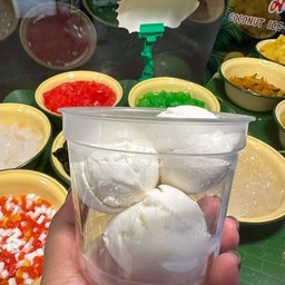 ไอติมบะป๊าวปี้ยุ้ยสาขาแม่เหียะ