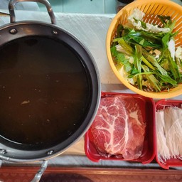 ชุดแจ่วฮ้อนหมู